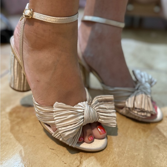 Beautiful sandals with bow 🩷 - Picture 5 of 9